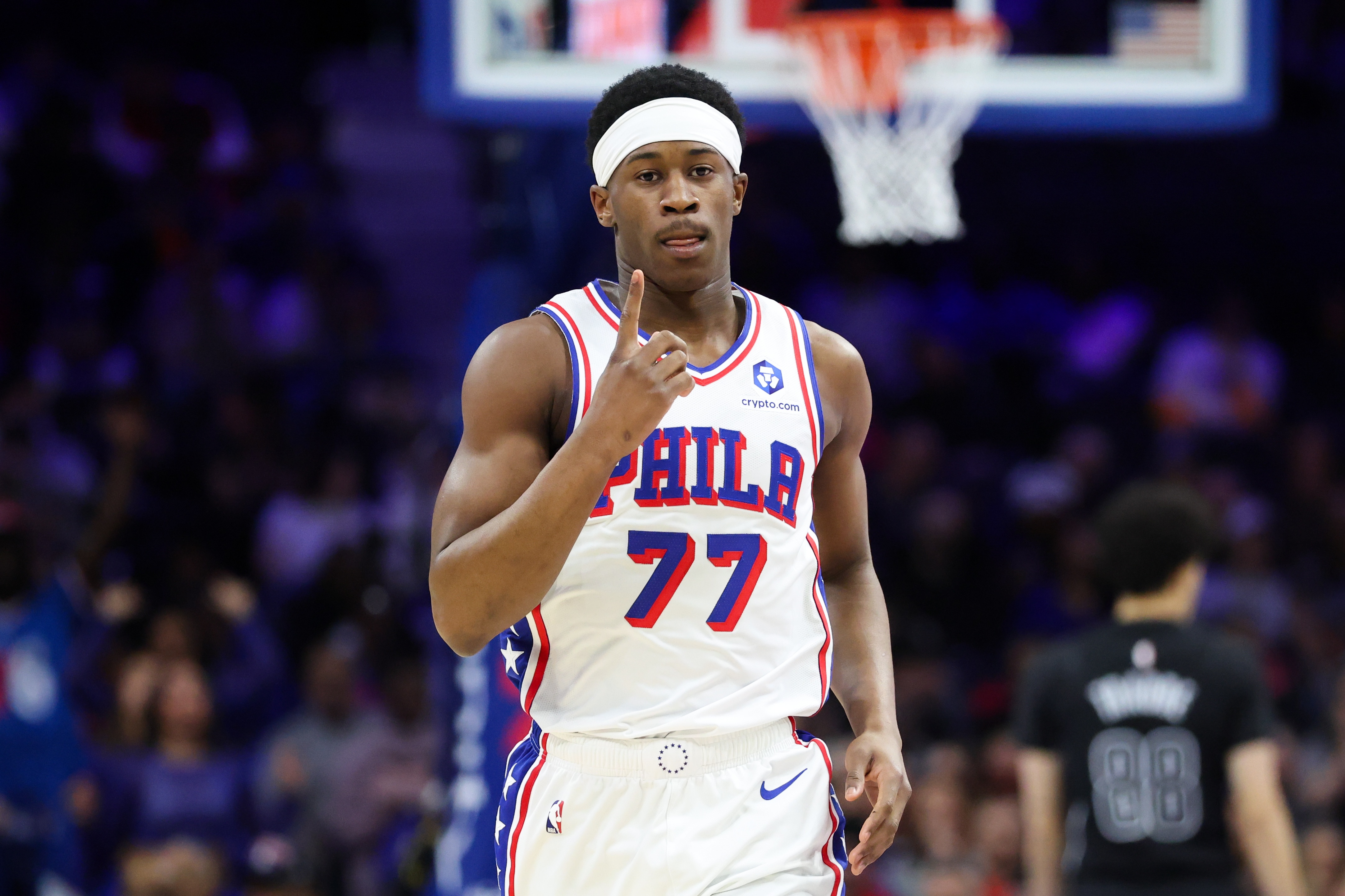 开云体育入口-填满数据栏！埃奇库姆15中6拿到14分8板3助1断1帽